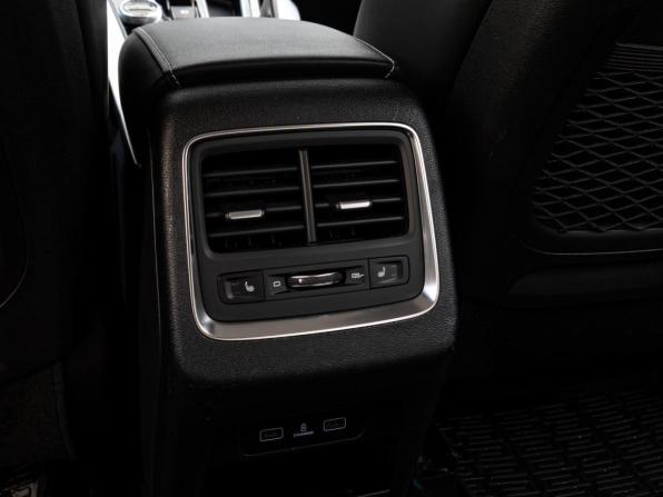 Geely Atlas Pro с пробегом 2024 года, цена 2 390 000 рублей, 40078 км, внедорожник, Автокод Объявления