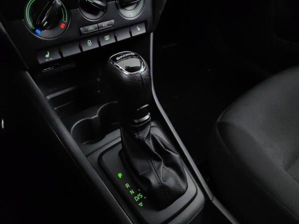 Skoda Rapid I Рестайлинг с пробегом 2019 года, цена 1 378 000 рублей, 103350 км, лифтбек, Автокод Объявления