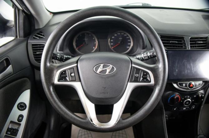Hyundai Solaris I с пробегом 2012 года, цена 649 000 рублей, 244000 км, хэтчбек, Автокод Объявления
