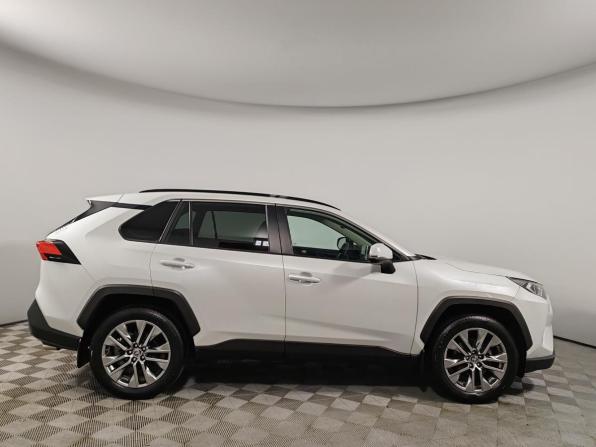 Toyota RAV4 V (XA50) с пробегом 2021 года, цена 3 599 000 рублей, 40472 км, внедорожник, Автокод Объявления