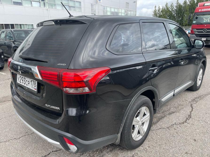 Mitsubishi Outlander III Рестайлинг 2 Санкт-Петербург  - изображение 4
