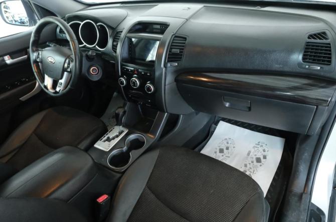Kia Sorento II с пробегом 2011 года, цена 1 399 000 рублей, 262000 км, внедорожник, Автокод Объявления