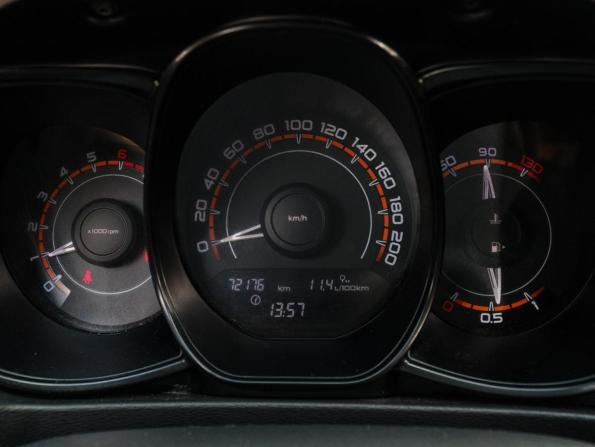 Lada (ВАЗ) Vesta I с пробегом 2017 года, цена 699 000 рублей, 72134 км, седан, Автокод Объявления