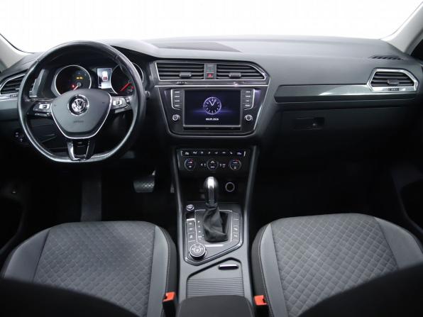 Volkswagen Tiguan II с пробегом 2017 года, цена 2 150 000 рублей, 218413 км, внедорожник, Автокод Объявления