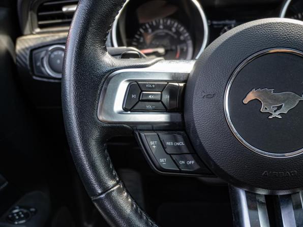 Ford Mustang VI Рестайлинг с пробегом 2020 года, цена 3 600 000 рублей, 40755 км, купе, Автокод Объявления