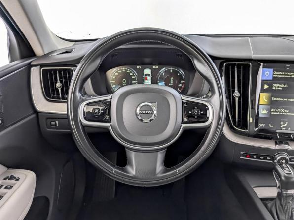 Volvo XC60 II с пробегом 2018 года, цена 3 390 000 рублей, 93039 км, внедорожник, Автокод Объявления