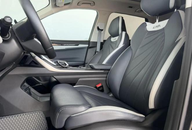 Geely Atlas II с пробегом 2024 года, цена 2 965 000 рублей, 23214 км, внедорожник, Автокод Объявления