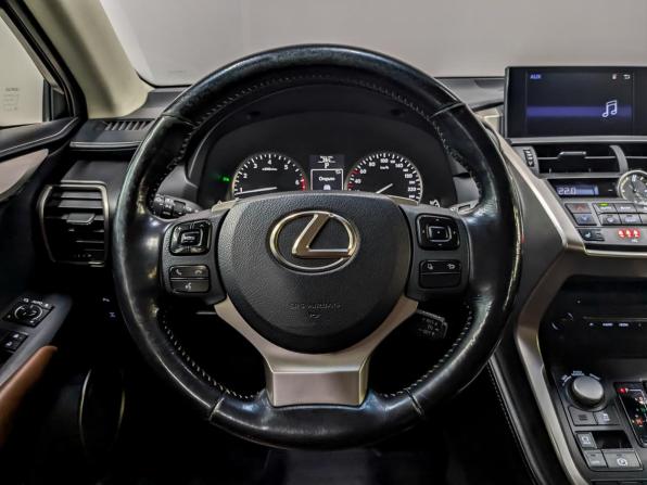 Lexus NX I с пробегом 2017 года, цена 2 990 000 рублей, 146573 км, внедорожник, Автокод Объявления