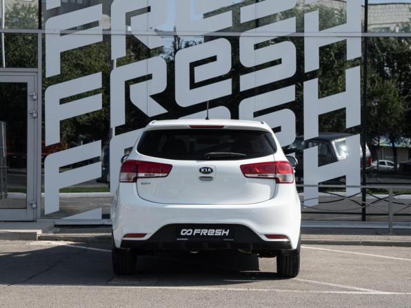 Kia Rio III Рестайлинг с пробегом 2015 года, цена 915 000 рублей, 134396 км, хэтчбек, Автокод Объявления
