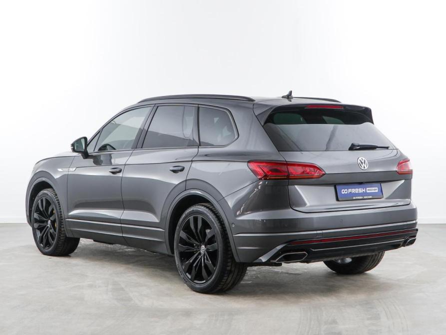 Volkswagen Touareg III Москва  - изображение 2