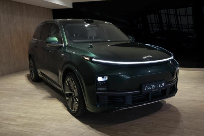 Новый Li Auto (Lixiang) L9 I Рестайлинг 2026 года, цена 12 090 000 рублей, внедорожник, Автокод Объявления