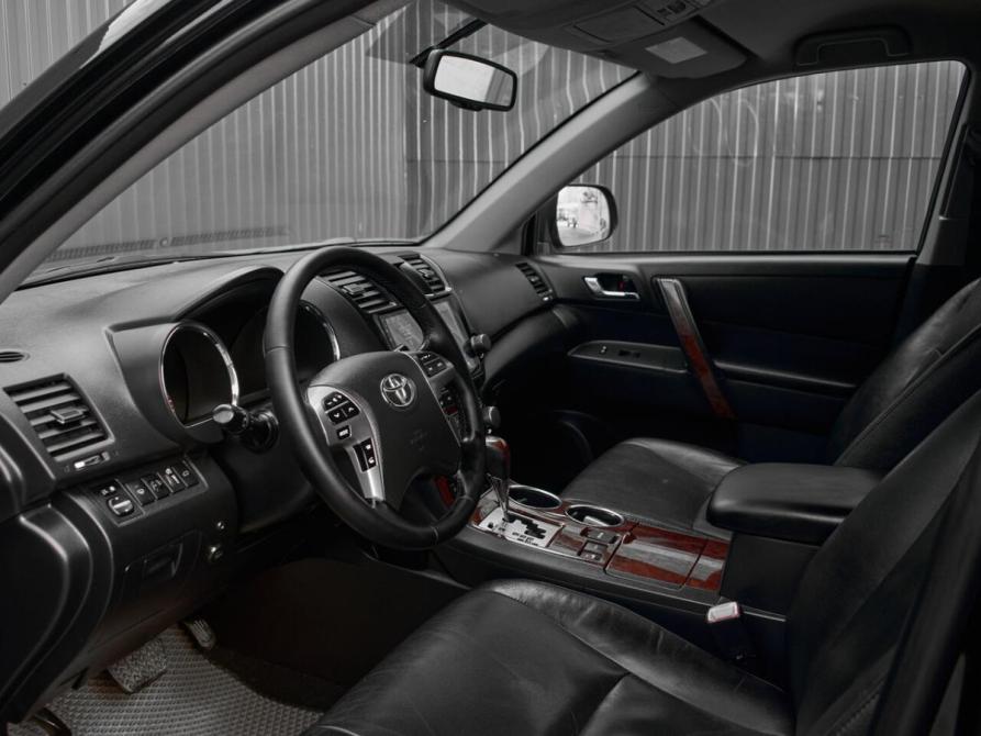 Toyota Highlander II (XU40) Рестайлинг Екатеринбург  - изображение 10