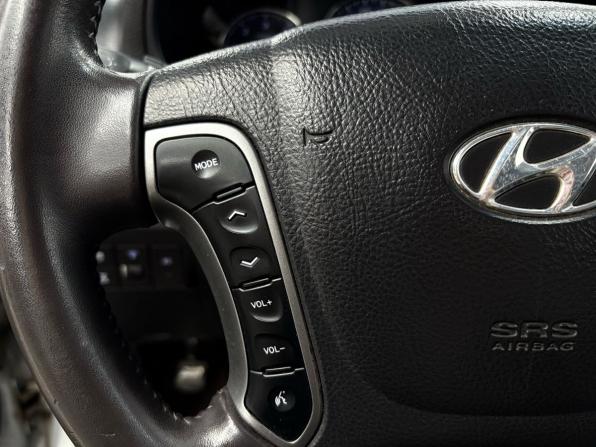 Hyundai Santa Fe II Рестайлинг с пробегом 2011 года, цена 1 349 900 рублей, 206666 км, внедорожник, Автокод Объявления