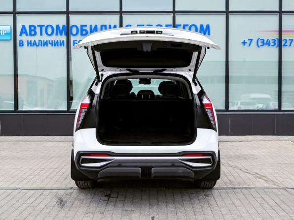 Geely Atlas II с пробегом 2024 года, цена 3 149 000 рублей, 32608 км, внедорожник, Автокод Объявления