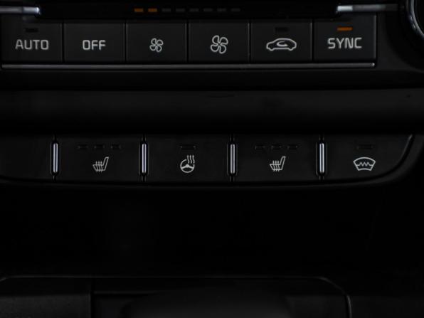 Kia Ceed III Рестайлинг с пробегом 2022 года, цена 2 498 000 рублей, 84323 км, универсал, Автокод Объявления