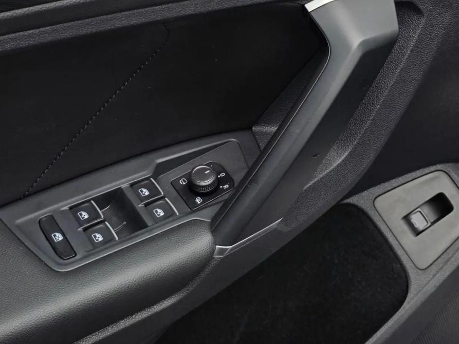 Volkswagen Tiguan II Санкт-Петербург  - изображение 19
