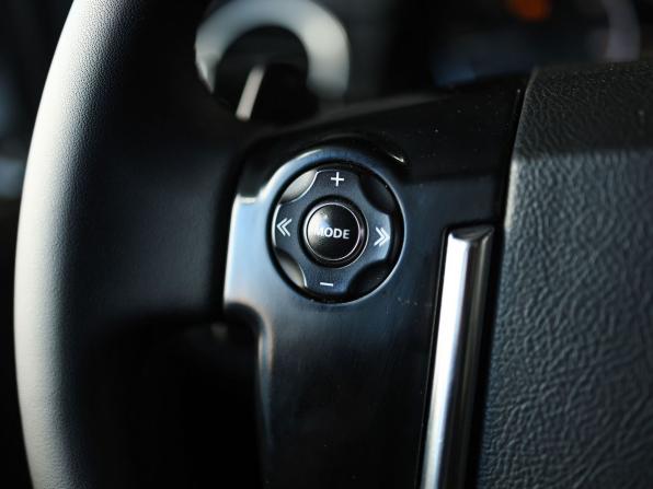 Land Rover Discovery IV Рестайлинг с пробегом 2013 года, цена 1 649 000 рублей, 258027 км, внедорожник, Автокод Объявления