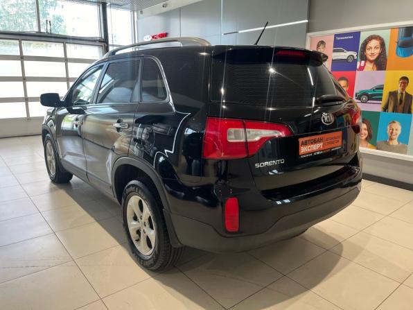 Kia Sorento II Рестайлинг с пробегом 2012 года, цена 1 399 000 рублей, 293000 км, внедорожник, Автокод Объявления