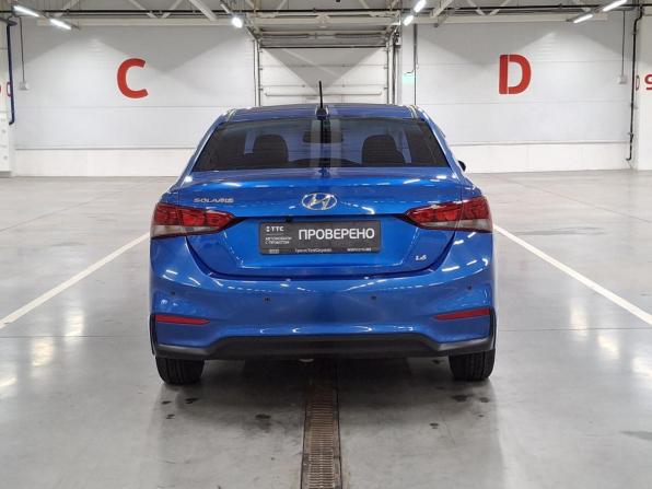 Hyundai Solaris II с пробегом 2018 года, цена 1 030 000 рублей, 126322 км, седан, Автокод Объявления