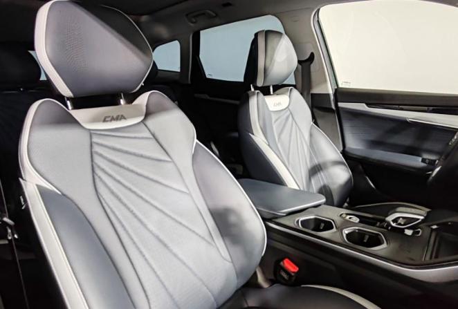Geely Atlas II с пробегом 2024 года, цена 3 190 000 рублей, 23905 км, внедорожник, Автокод Объявления
