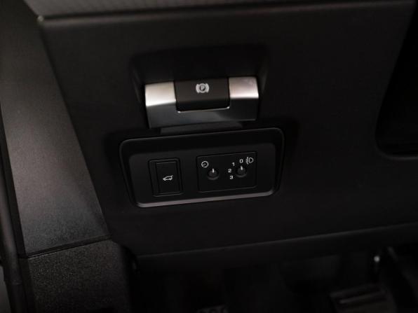 Land Rover Range Rover Evoque II с пробегом 2021 года, цена 4 050 000 рублей, 47628 км, внедорожник, Автокод Объявления