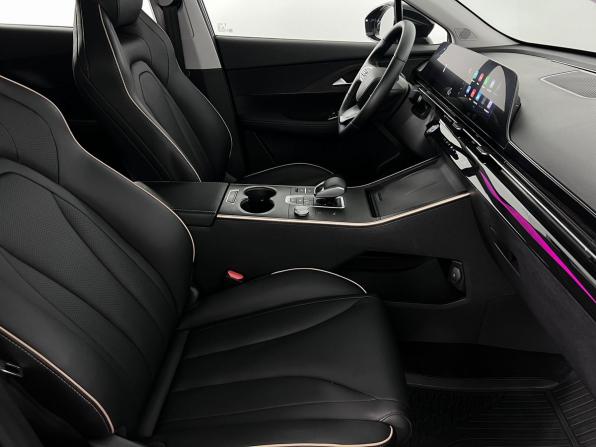 Omoda C5 I Рестайлинг с пробегом 2024 года, цена 2 210 000 рублей, 16000 км, внедорожник, Автокод Объявления