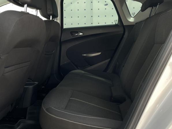 Opel Astra J с пробегом 2012 года, цена 775 000 рублей, 218866 км, хэтчбек, Автокод Объявления