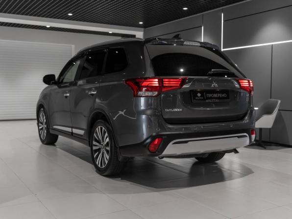 Mitsubishi Outlander III Рестайлинг 3 с пробегом 2021 года, цена 3 145 000 рублей, 55456 км, внедорожник, Автокод Объявления