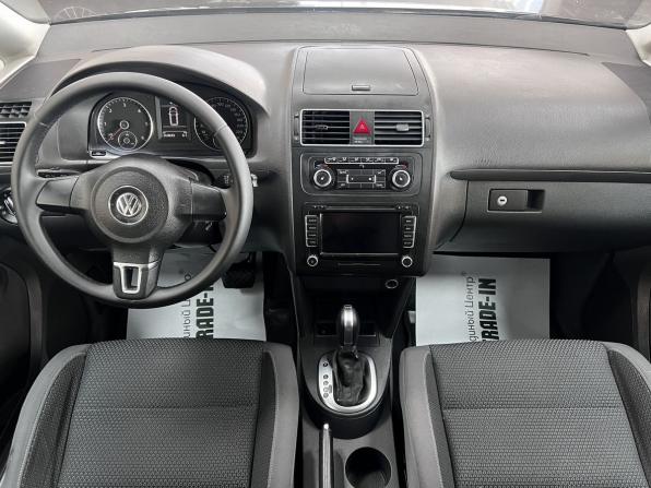 Volkswagen Touran I Рестайлинг 2 с пробегом 2011 года, цена 745 000 рублей, 264043 км, компактвэн, Автокод Объявления