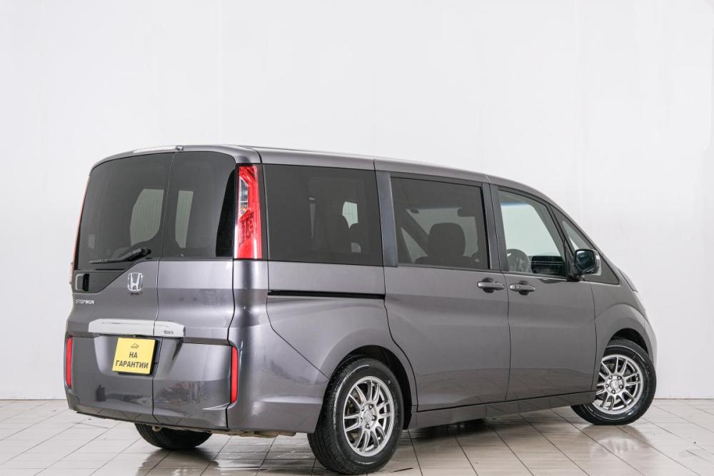Honda Stepwgn V Рестайлинг Красноярск  - изображение 7