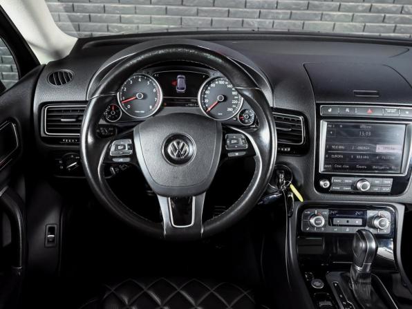 Volkswagen Touareg II Рестайлинг с пробегом 2016 года, цена 4 000 000 рублей, 60168 км, внедорожник, Автокод Объявления
