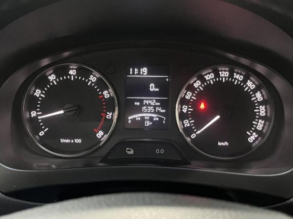 Skoda Rapid I с пробегом 2014 года, цена 848 000 рублей, 153513 км, лифтбек, Автокод Объявления