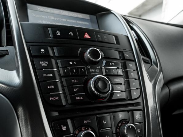 Opel Astra J Рестайлинг с пробегом 2012 года, цена 720 000 рублей, 173406 км, хэтчбек, Автокод Объявления