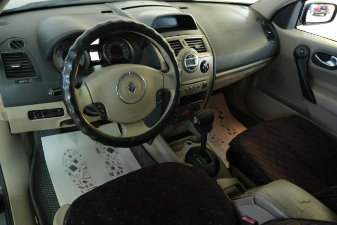 Renault Megane II Рестайлинг с пробегом 2006 года, цена 429 000 рублей, 255500 км, седан, Автокод Объявления