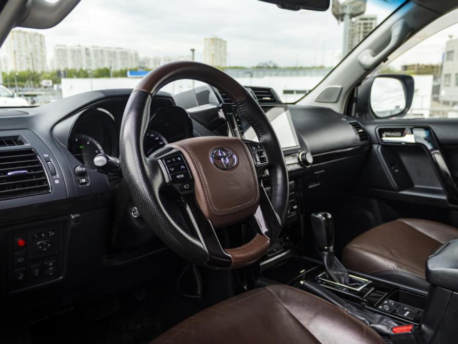 Toyota Land Cruiser Prado 150 Series Рестайлинг 1 Москва  - изображение 10