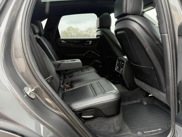 Porsche Cayenne III с пробегом 2019 года, цена 5 900 000 рублей, 175171 км, внедорожник, Автокод Объявления