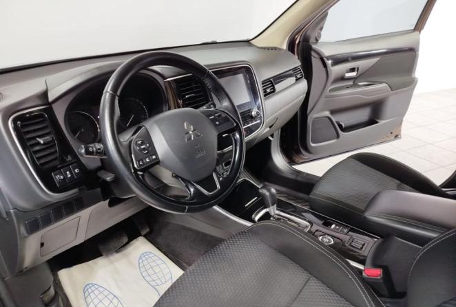 Mitsubishi Outlander III Рестайлинг 3 с пробегом 2021 года, цена 1 900 000 рублей, 169416 км, внедорожник, Автокод Объявления