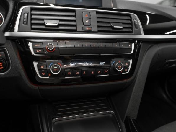 BMW 3 серии VI (F3x) Рестайлинг с пробегом 2017 года, цена 2 140 000 рублей, 103319 км, седан, Автокод Объявления