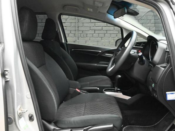 Honda Fit III с пробегом 2014 года, цена 1 100 000 рублей, 84084 км, хэтчбек, Автокод Объявления