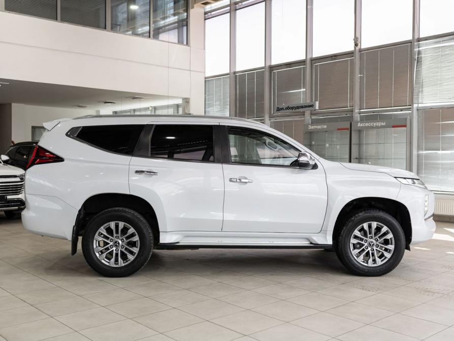 Mitsubishi Pajero Sport III Рестайлинг Москва  - изображение 8