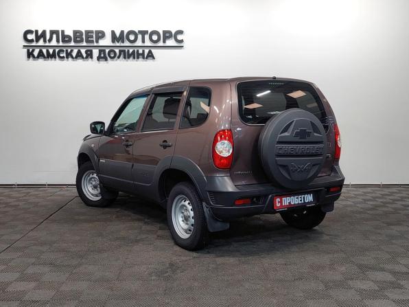 Chevrolet Niva I Рестайлинг с пробегом 2016 года, цена 644 000 рублей, 91300 км, внедорожник, Автокод Объявления