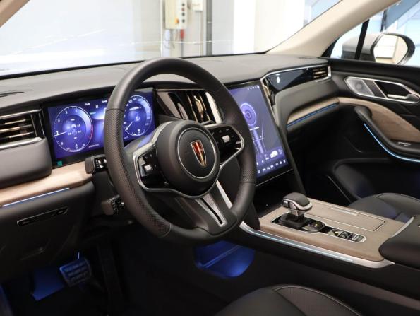Hongqi HS7 II с пробегом 2025 года, цена 4 350 000 рублей, 6546 км, внедорожник, Автокод Объявления