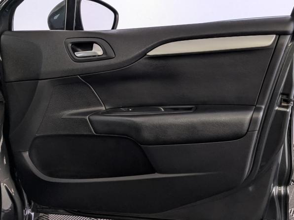 Citroen C4 II Рестайлинг с пробегом 2017 года, цена 1 100 000 рублей, 108242 км, седан, Автокод Объявления