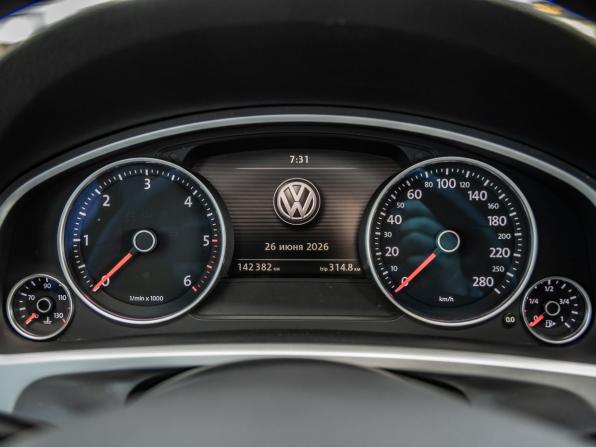 Volkswagen Touareg II Рестайлинг с пробегом 2015 года, цена 2 958 000 рублей, 142382 км, внедорожник, Автокод Объявления