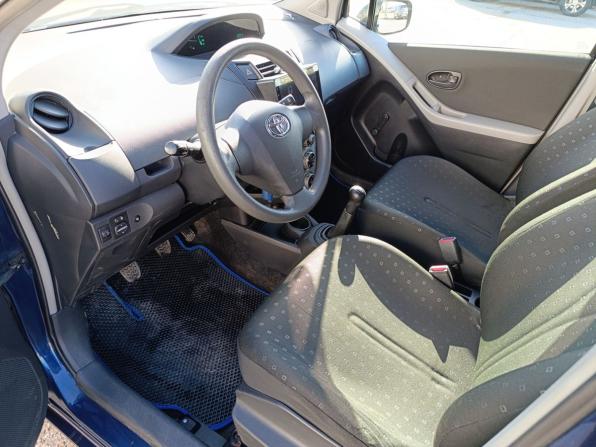 Toyota Yaris II с пробегом 2008 года, цена 550 000 рублей, 180240 км, хэтчбек, Автокод Объявления