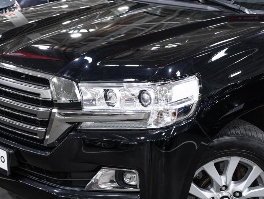 Toyota Land Cruiser 200 Series Рестайлинг 2 Санкт-Петербург  - изображение 2