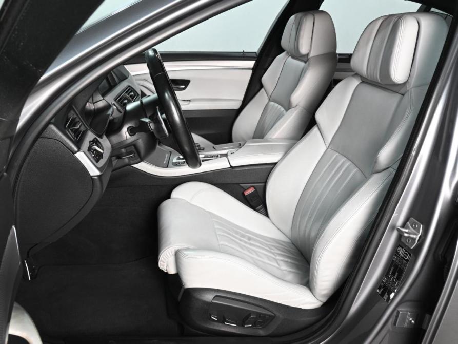 BMW 5 серии VI (F10/F11/F07) Рестайлинг Ростов-на-Дону  - изображение 10