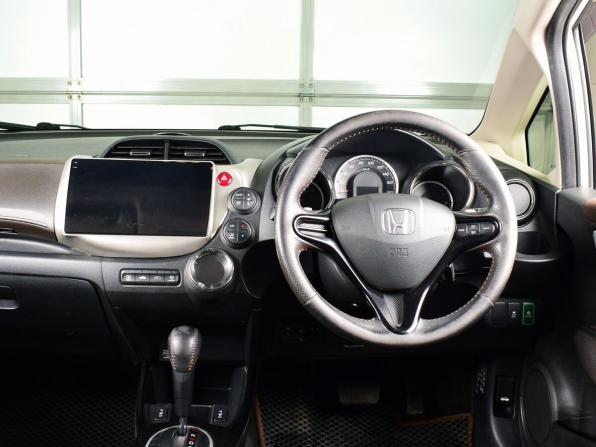 Honda Fit Shuttle I с пробегом 2013 года, цена 949 995 рублей, 256520 км, универсал, Автокод Объявления