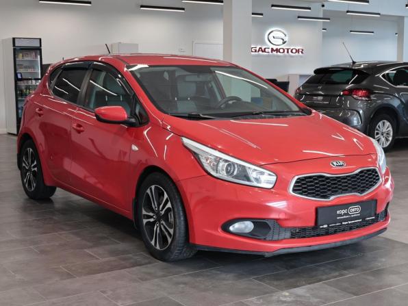 Kia Ceed II с пробегом 2014 года, цена 791 000 рублей, 176600 км, хэтчбек, Автокод Объявления