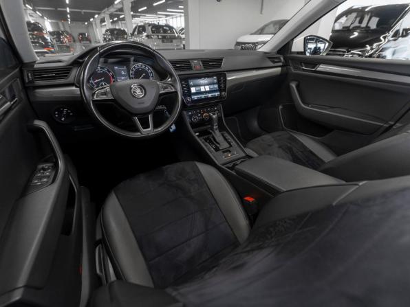 Skoda Superb III с пробегом 2018 года, цена 2 500 000 рублей, 105000 км, лифтбек, Автокод Объявления